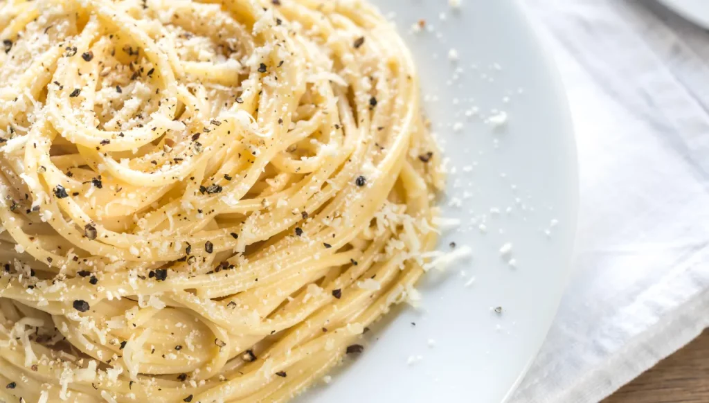 roscioli roman cacio e pepe dish