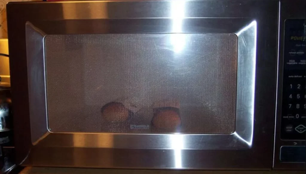 Microwaving multiple Hot Pockets